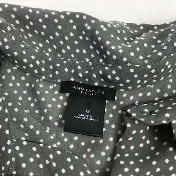 Ann Taylor Womens Button Down Blouse Diamond Print Long Sleeve Workwear Small - Picture 4 of 12